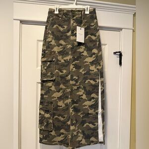 Hidden Brand Camouflage Midi Cargo Skirt